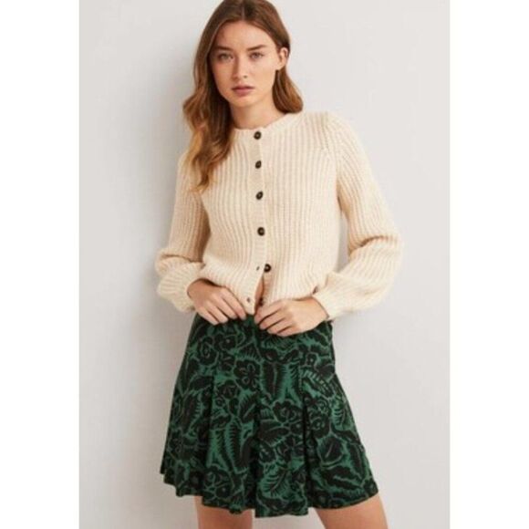 Boden Dresses & Skirts - Boden Womens Mini Skirt UK 14 US 10 Green Floral Pleated Pull On R0233 NWT